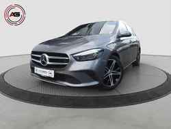 Grau Gebraucht 2019 Mercedes B250 Urban Van / Kleinbus | 25.900 € (Fairer Preis)