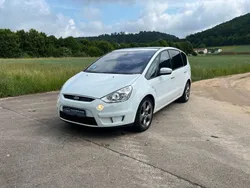 Weiß Gebraucht 2009 Ford S-MAX Individual Van / Kleinbus | 3.599 € (Guter Preis)