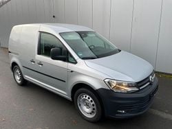 Silber Gebraucht 2019 VW Caddy Van / Kleinbus | 16.500 € (Fairer Preis)
