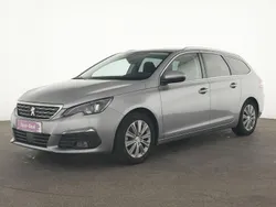 Grau Gebraucht 2021 Peugeot 308 Allure Kombi | 13.869 € (Guter Preis)