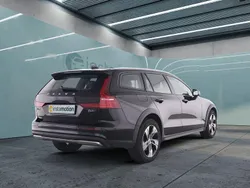 Grau Gebraucht 2023 Volvo V60 Kombi | 34.699 € (Guter Preis)