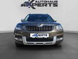 Braun Gebraucht 2015 Skoda Yeti Cool Edition SUV | 11.900 € (Fairer Preis)