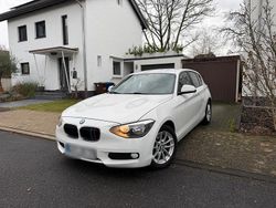 Weiß Gebraucht 2014 BMW 116 Kleinwagen | 5.200 € (Guter Preis)