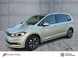 Silber Gebraucht 2024 VW Touran Move Van / Kleinbus | 30.450 € (Guter Preis)
