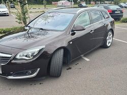 Braun Gebraucht 2015 Opel Insignia Kombi | 7.299 € (Guter Preis)