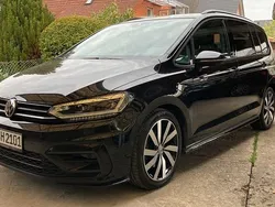 Schwarz Gebraucht 2019 VW Touran R-line Van / Kleinbus | 26.300 € (Fairer Preis)