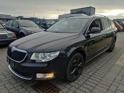 Schwarz Gebraucht 2012 Skoda Superb Kombi | 4.900 € (Guter Preis)