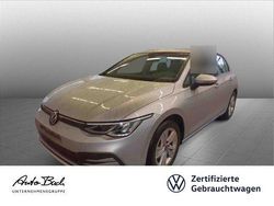 Silber (reflexsilber metallic) Gebraucht 2022 VW Golf VIII Pro Limousine | 21.470 € (Guter Preis)