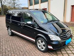 Schwarz Gebraucht 2011 Mercedes Viano Van / Kleinbus | 18.999 € (Fairer Preis)