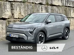 Grau Gebraucht 2025 Kia EV3 3 SUV | 34.989 € (Guter Preis)