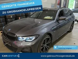 Mineralgrau Gebraucht 2022 BMW 330e M Sport Kombi | 34.590 € (Guter Preis)