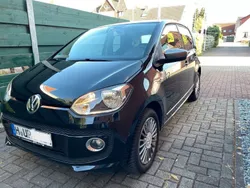Schwarz Gebraucht 2013 VW up! Kleinwagen | 6.900 € (Etwas zu teuer)