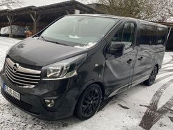 Schwarz Gebraucht 2017 Opel Vivaro Van / Kleinbus | 13.500 € (Teuer)