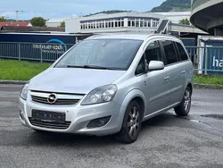 Silber Gebraucht 2010 Opel Zafira Edition Van / Kleinbus | 1.000 € (Superpreis)