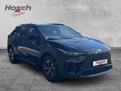 Onyxschwarz Gebraucht 2023 Toyota bZ4X SUV | 33.900 € (Fairer Preis)