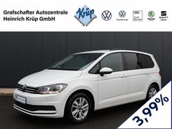 Weiß Gebraucht 2021 VW Touran Comfortline Van / Kleinbus | 21.450 € (Fairer Preis)