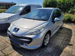 Weiß Gebraucht 2008 Peugeot 207 Van / Kleinbus | 999 € (Superpreis)