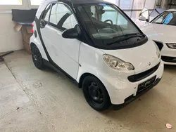 Weiß Gebraucht 2010 Smart ForTwo Coupé Kleinwagen | 2.999 € (Guter Preis)
