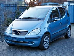 Blau Gebraucht 2004 Mercedes A160 Classic Limousine | 1.650 € (Fairer Preis)