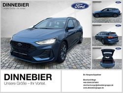 Chroma blau metallic Gebraucht 2023 Ford Focus ST-Line X Kombi | 24.379 € (Fairer Preis)