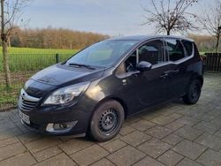 Schwarz Gebraucht 2016 Opel Meriva S Van / Kleinbus | 5.800 € (Guter Preis)