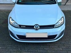 Weiß Gebraucht 2016 VW Golf VII GTD Kombi | 13.300 € (Superpreis)
