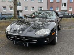 Schwarz Gebraucht 1998 Jaguar XK8 Cabrio | 24.900 € (Teuer)