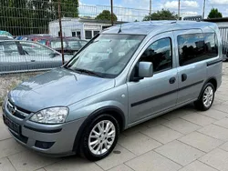 Silber Gebraucht 2011 Opel Combo Business Van / Kleinbus | 4.490 € (Fairer Preis)