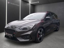 Grau Gebraucht 2019 Ford Focus ST Kombi | 19.490 € (Fairer Preis)