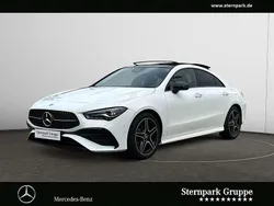 Weiß Gebraucht 2024 Mercedes CLA200 AMG line Coupé | 38.890 € (Fairer Preis)