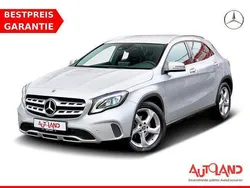 Silber Gebraucht 2019 Mercedes GLA180 Urban SUV | 22.490 € (Fairer Preis)