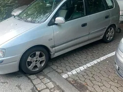 Grau Gebraucht 2002 Mitsubishi Space Star Kleinwagen | 1.250 € (Teuer)