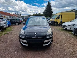 Schwarz Gebraucht 2009 Renault Scénic III Dynamique Van / Kleinbus | 1.799 € (Fairer Preis)