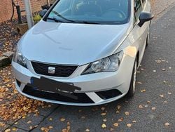 Silber Gebraucht 2016 Seat Ibiza ST Kombi | 7.200 € (Fairer Preis)