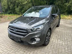 Grau Gebraucht 2019 Ford Kuga ST-Line SUV | 18.000 € (Fairer Preis)