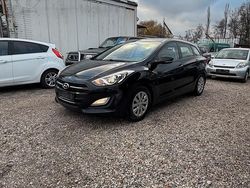 Schwarz Gebraucht 2017 Hyundai i30 Kombi | 5.999 € (Teuer)