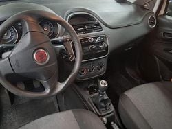 Gebraucht 2014 Fiat Punto Young Kleinwagen | 6.000 € (Etwas zu teuer)