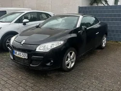 Schwarz Gebraucht 2010 Renault Mégane Cabriolet Cabrio | 4.599 € (Fairer Preis)