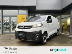 Weiss icy Gebraucht 2023 Opel Vivaro-e Combi Edition Van | 22.770 € (Superpreis)