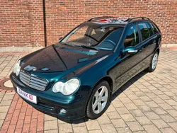Grün Gebraucht 2004 Mercedes 180 Classic Limousine | 3.990 €
