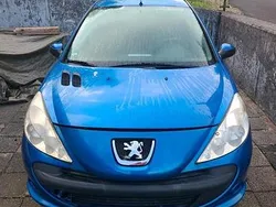 Blau Gebraucht 2009 Peugeot 206+ Kleinwagen | 1.999 €