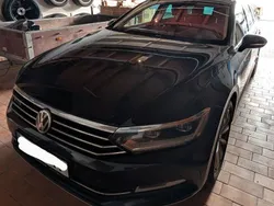 Schwarz Gebraucht 2016 VW Passat Highline Kombi | 16.800 € (Fairer Preis)