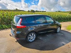 Schwarz Gebraucht 2009 Renault Grand Scénic III Van / Kleinbus | 1.650 € (Fairer Preis)