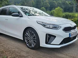 Weiß Gebraucht 2021 Kia Ceed Sportswagon GT-Line Kombi | 21.990 € (Etwas zu teuer)