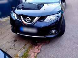 Schwarz Gebraucht 2017 Nissan X-Trail Tekna SUV | 17.999 € (Fairer Preis)