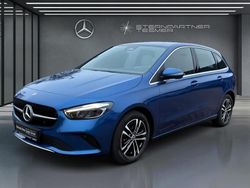 Metalliclack spektralblau Gebraucht 2024 Mercedes E250 Limousine | 33.450 € (Etwas zu teuer)