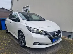 Weiß Gebraucht 2018 Nissan Leaf Tekna Kleinwagen | 12.900 € (Fairer Preis)
