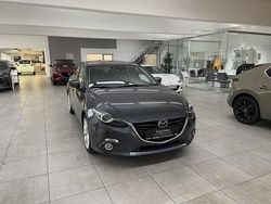 Grau Gebraucht 2015 Mazda 3 Limousine | 13.990 € (Teuer)