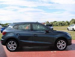 Grau Gebraucht 2024 Seat Arona FR SUV | 22.590 € (Etwas zu teuer)