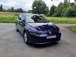 Blau Gebraucht 2021 VW Golf VIII IQ Drive Kombi | 20.499 € (Fairer Preis)